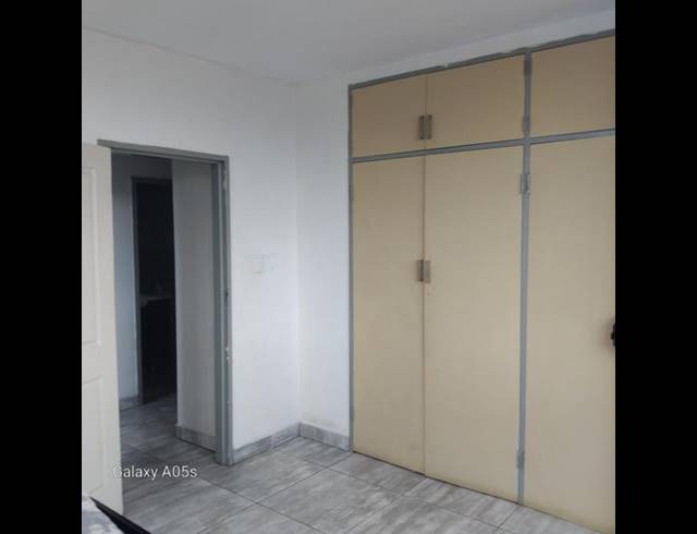 2 BEDROOM APARTMENT FOR SALE IN SUNNYSIDE